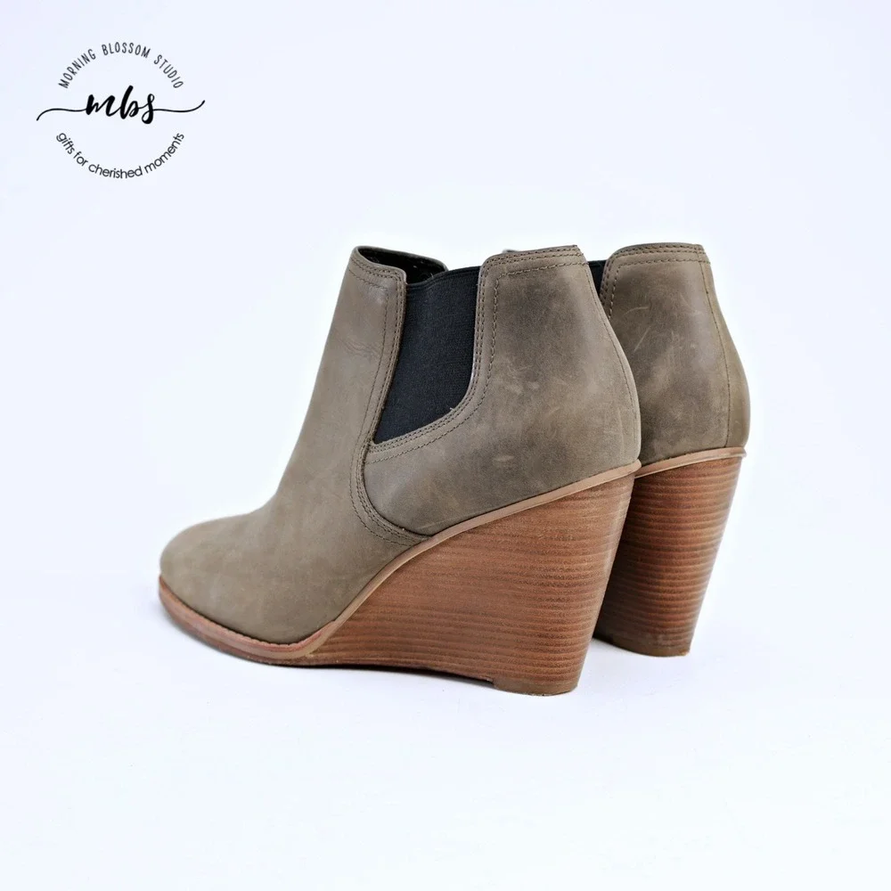 Cole Haan Balthasar Leather Stacked Wedge Booties Gray Tan‎ Women 10